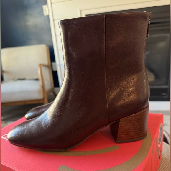 BareTraps EMILIE Womens Boots Bloodstone Size 8 M New - Picture 6 of 7